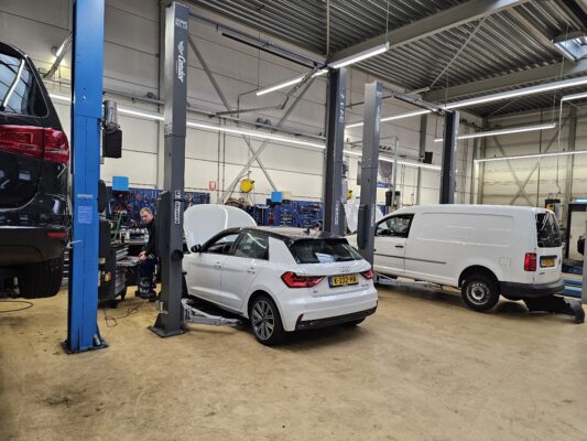James Autoservice Nieuwenhuijsen
