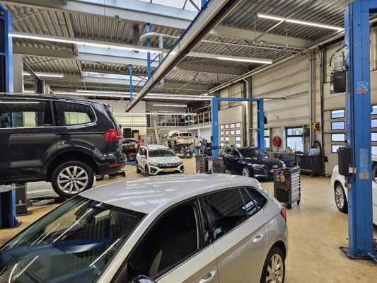 James Autoservice Nieuwenhuijsen