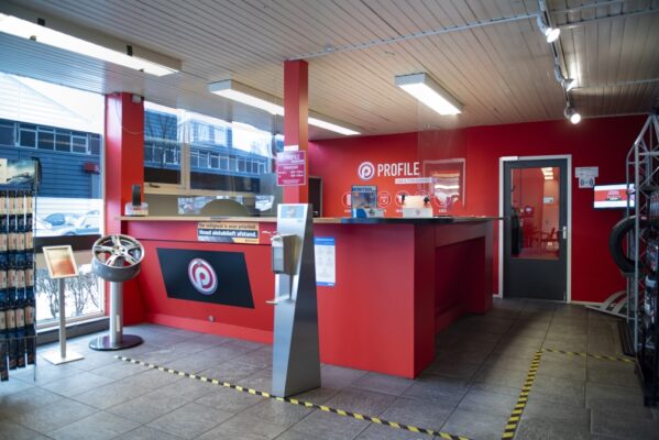 Profile Car & Tyreservice Amersfoort Receptie
