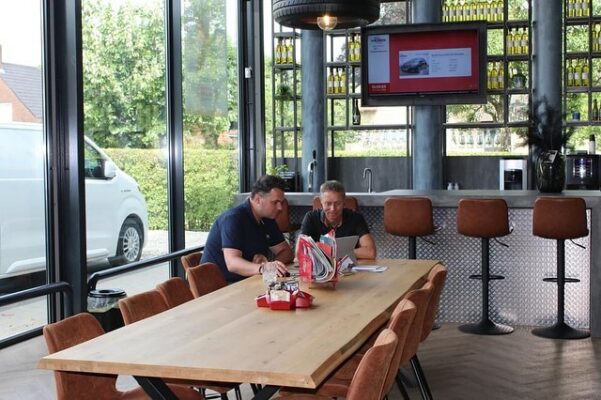 VETOS Autobedrijf Bouman