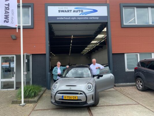 Swart Auto