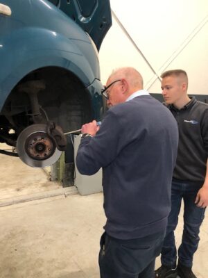Swart Auto