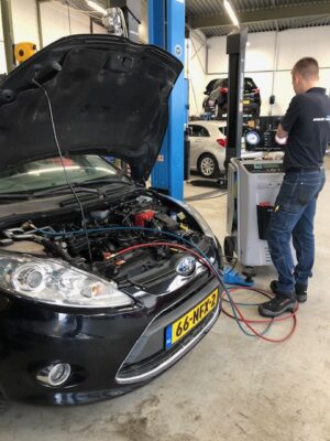Swart Auto